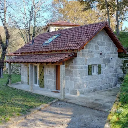 Refugio Da Moleira Holiday home *