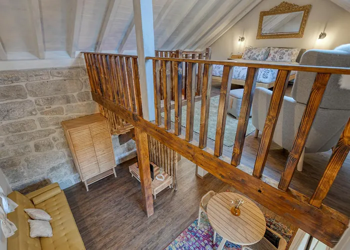 別荘 Refugio Da Moleira