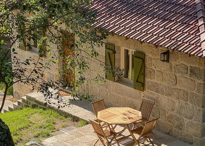 別荘 Refugio Da Moleira *